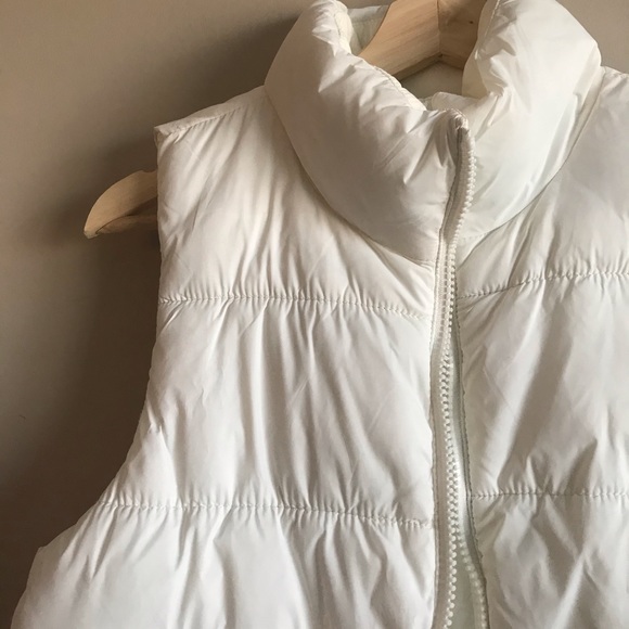 Puffed Vest - Picture 6 of 7